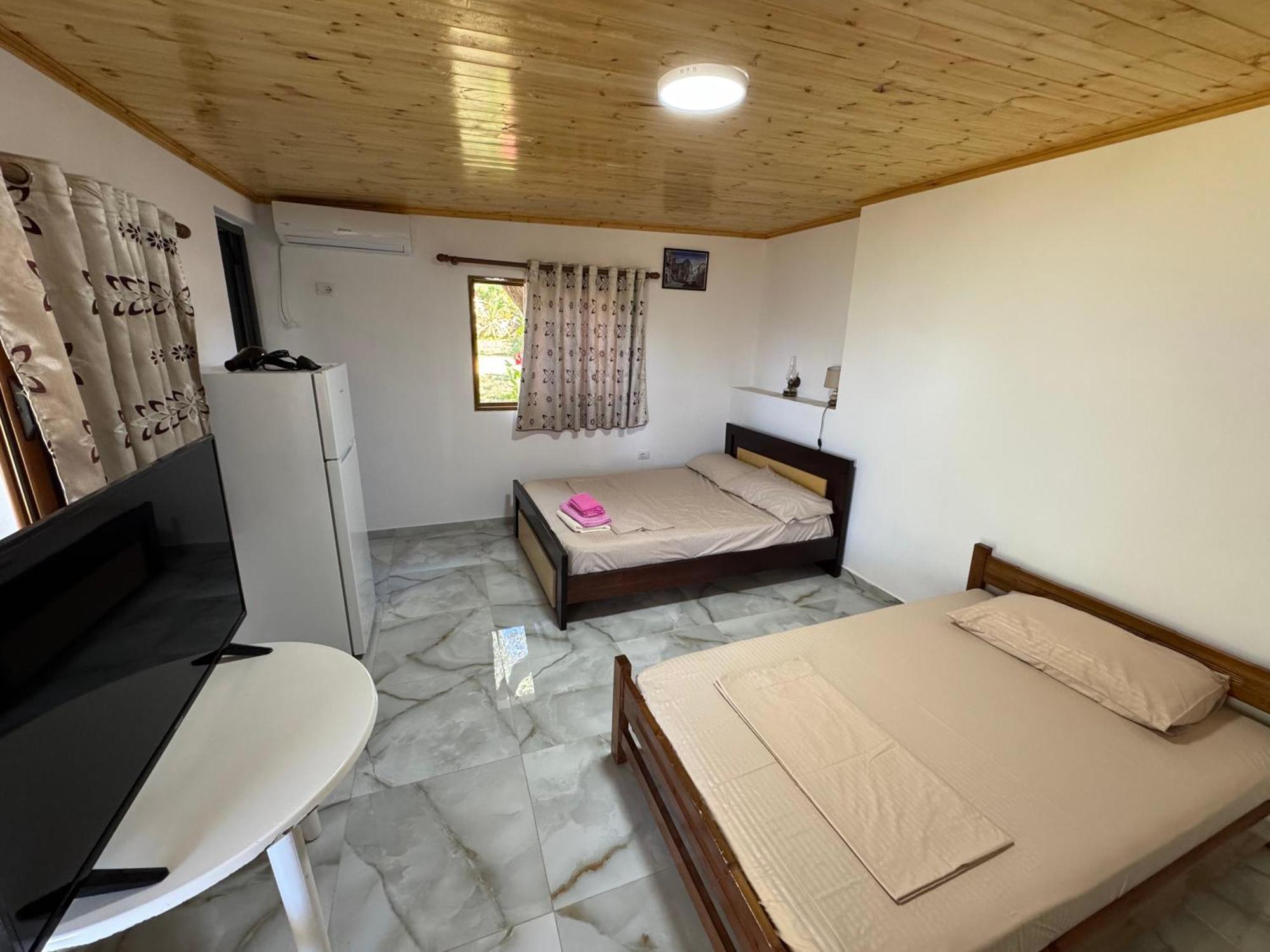 Oni Apartments Ксамил Экстерьер фото