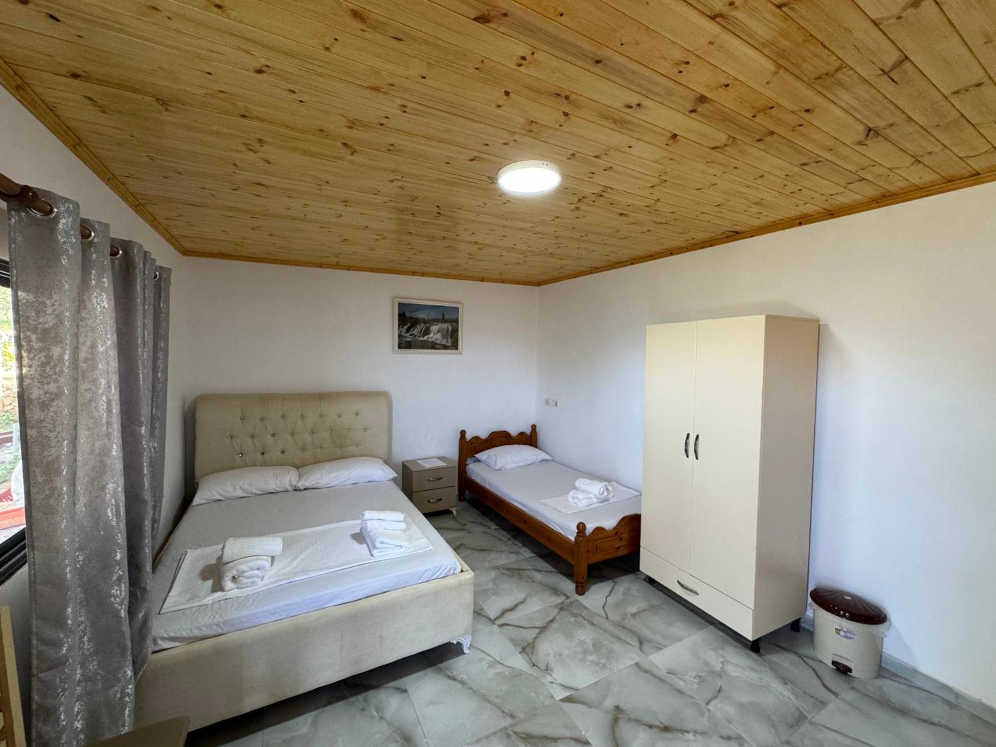 Oni Apartments Ксамил Экстерьер фото